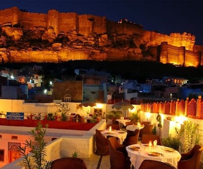 https://imgcld.yatra.com/ytimages/image/upload/t_hotel_yatra_city_desktop/v1433487885/Domestic Hotels/Hotels_Jodhpur/Krishna Prakash Heritage Haveli/Open_restaurant.jpg